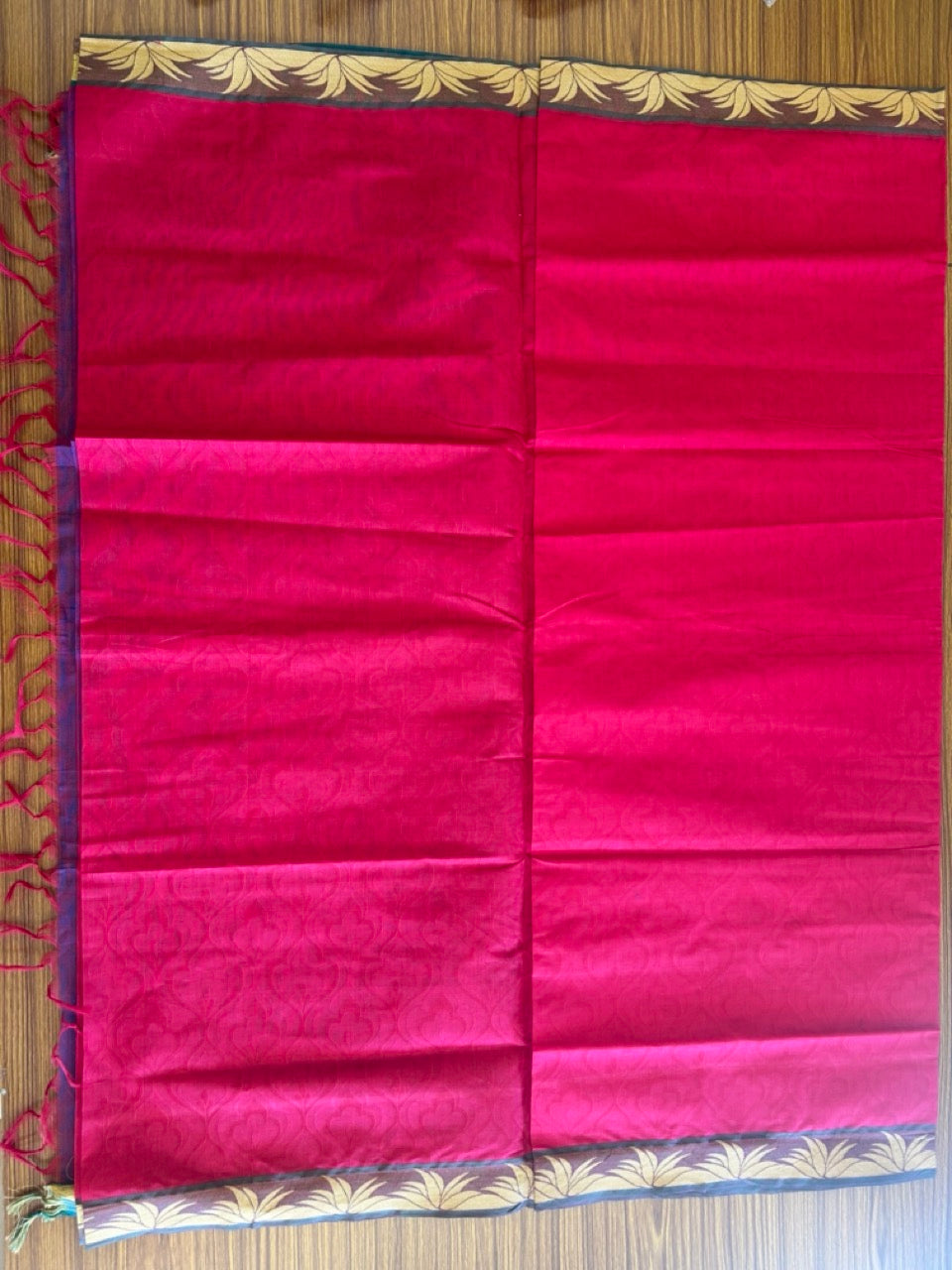 Kerala Colour Cotton Saree - Dark Reddish Pink Blue Green & Sand Brown Flower Design Kara - Kaitharikada - 7KK1007RJT