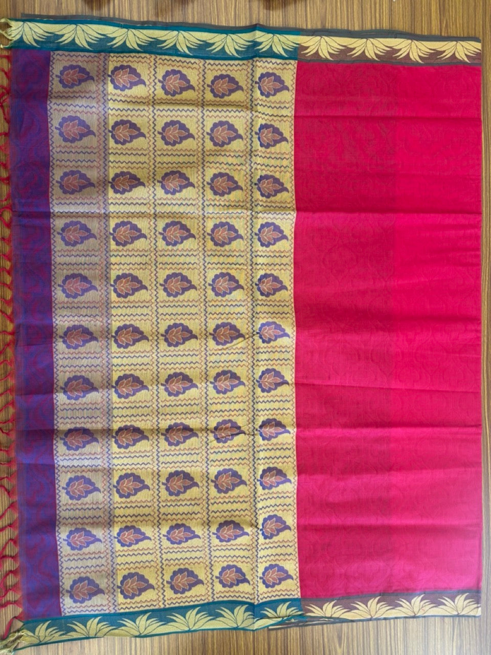 Kerala Colour Cotton Saree - Dark Reddish Pink Blue Green & Sand Brown Flower Design Kara - Kaitharikada - 7KK1007RJT