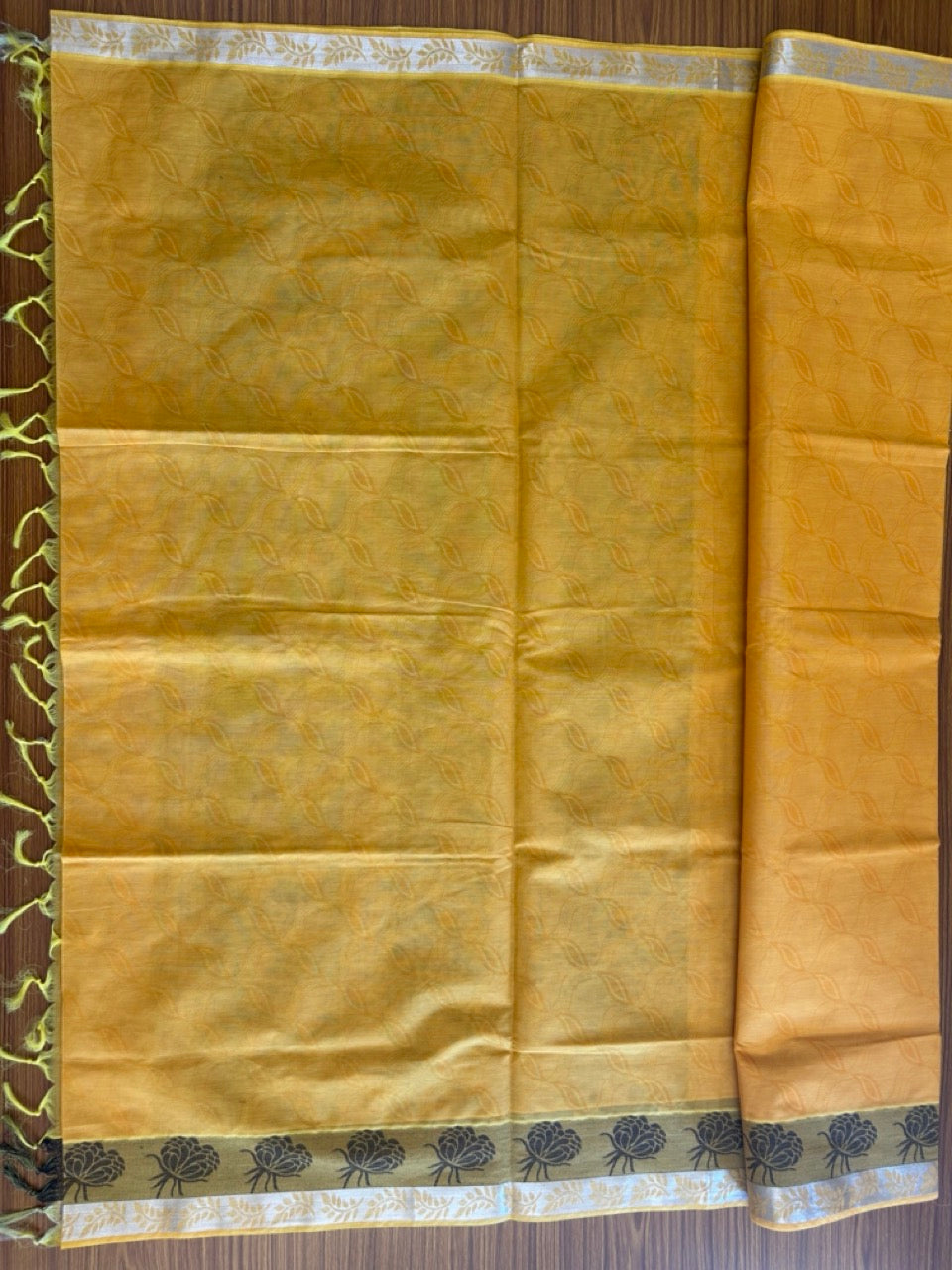 Kerala Colour Cotton Saree - Yellowish Orange Blue & Silver Flower Design Kara - Kaitharikada - 8KK1007RJT