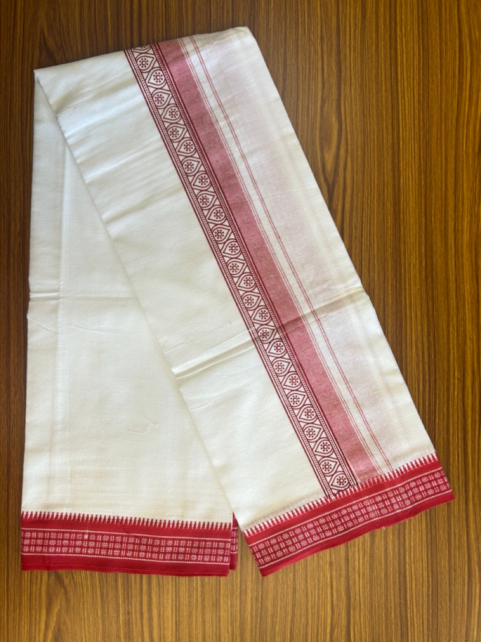 12% Discount!!! Kaitharikada Pure Cotton Single PURE WHITE - Kaily / Lungi - 3.25 inch Light Red Striped Printed Kuppadam kara with White colour body (2 meter / 4 muzham) - 15KK8006AS