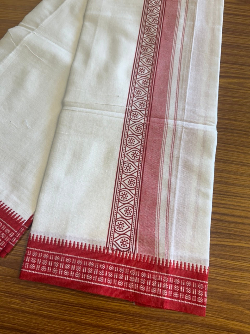 12% Discount!!! Kaitharikada Pure Cotton Single PURE WHITE - Kaily / Lungi - 3.25 inch Light Red Striped Printed Kuppadam kara with White colour body (2 meter / 4 muzham) - 15KK8006AS