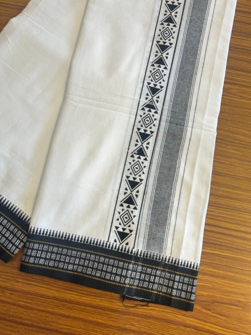 12% Discount!!! Kaitharikada Pure Cotton Single PURE WHITE -  Kaily / Lungi - 3.5 inch Black Striped Printed Kuppadam kara with White colour body (2 meter / 4 muzham) - 14KK8006AS