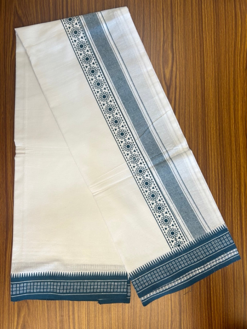 12% Discount!!! Kaitharikada Pure Cotton Single PURE WHITE Kaily / Lungi -  3.5 inch Peacock Blue Striped Printed Kuppadam kara with White colour body (2 meter / 4 muzham) - 7KK8006AS