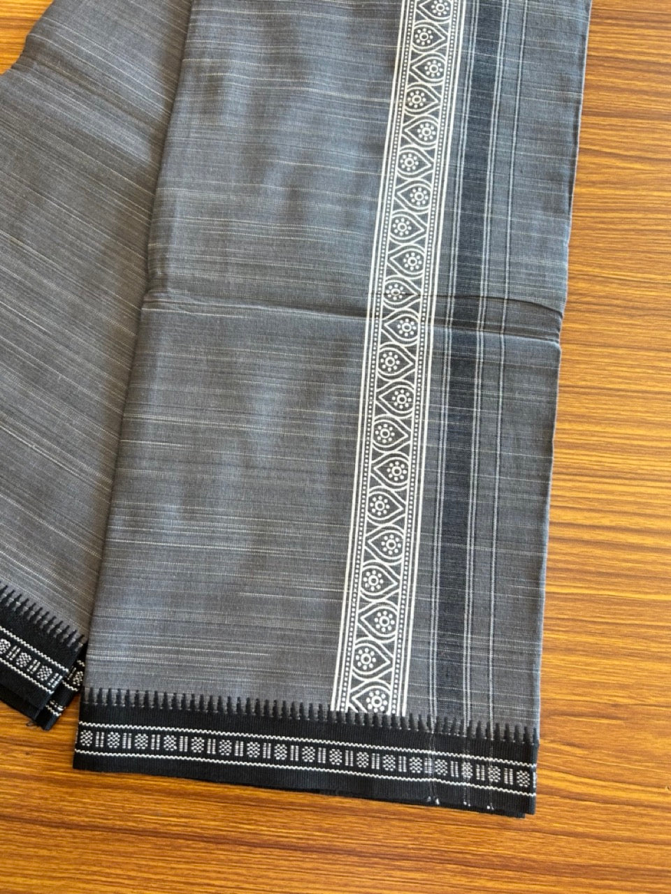 12% Discount!!! Kaitharikada Pure Cotton - Single Kaily / Lungi - 3 inch printed kara with White+Black colour Ash Black body Kuppadam Border (2 meter / 4 muzham) - 1KK8007AS