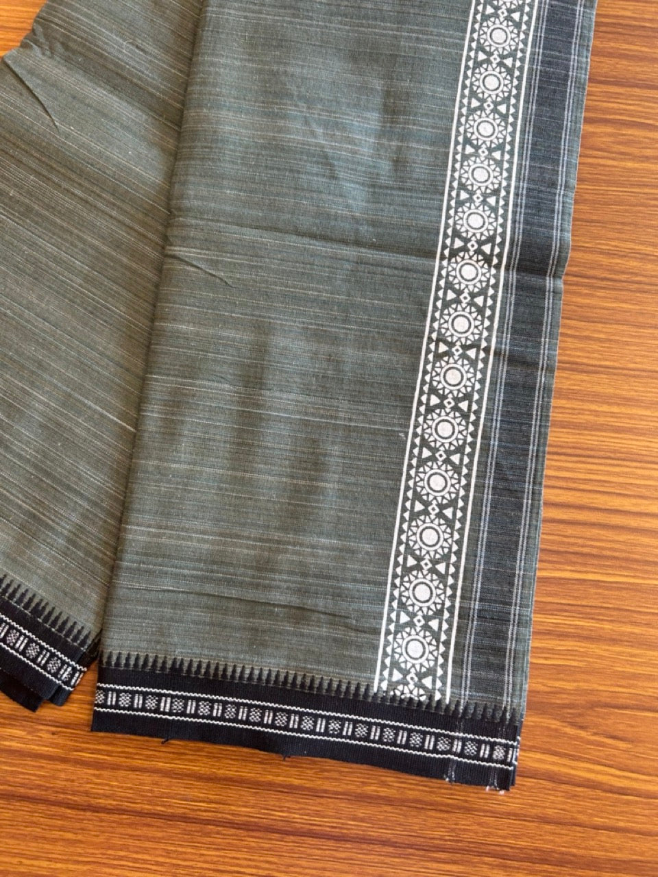 12% Discount!!! Kaitharikada Pure Cotton - Single Kaily / Lungi - 3.25 inch printed kara with White+Black & Dark Olive Green colour body Kuppadam Border (2 metre / 4 muzham) - 8KK8007AS