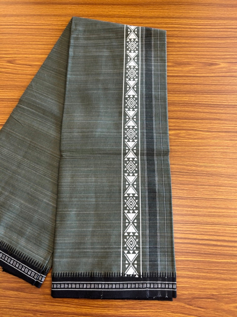 12% Discount!!! Kaitharikada Pure Cotton - Single Kaily / Lungi -  3.25 inch printed kara with White+Black & Dark Olive Green colour body Kuppadam Border (2 metre / 4 muzham) - 9KK8007AS