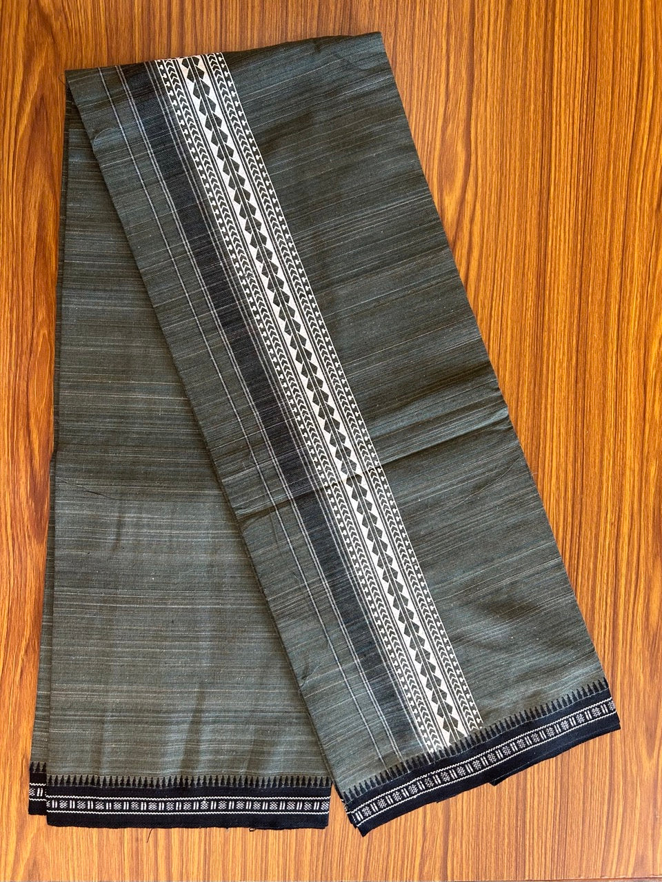 12% Discount!!! Kaitharikada Pure Cotton - Single Kaily / Lungi -  3.75 inch printed kara with White+Black & Dark Olive Green colour body Kuppadam Border (2 metre / 4 muzham) - 10KK8007AS