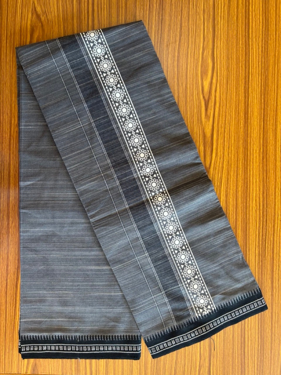 12% Discount!!! Kaitharikada Pure Cotton - Single Kaily / Lungi -  4 inch printed kara with White+Black &  Ash Black colour body Kuppadam Border (2 metre / 4 muzham) - 16KK8007AS