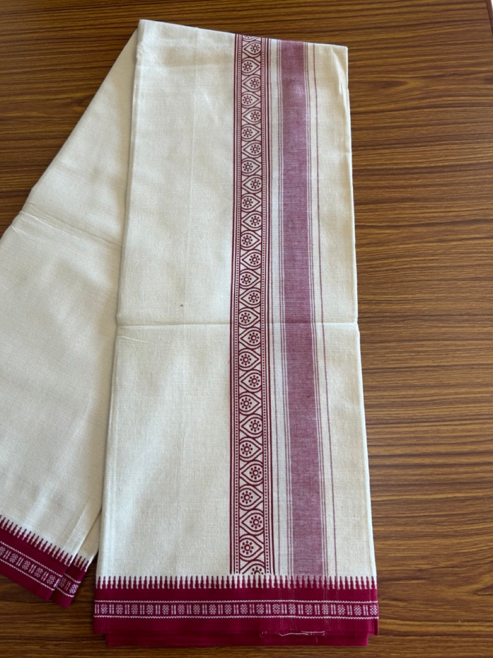 12% Discount !! Kaitharikada Pure Cotton Single OFF WHITE - (Unbleached) Kaily / Lungi - 3.5 inch Magenta Red Striped Printed kara Kuppadam Border with OFF WHITE  colour body (2 meter / 4 muzham)- 8KK8008AS