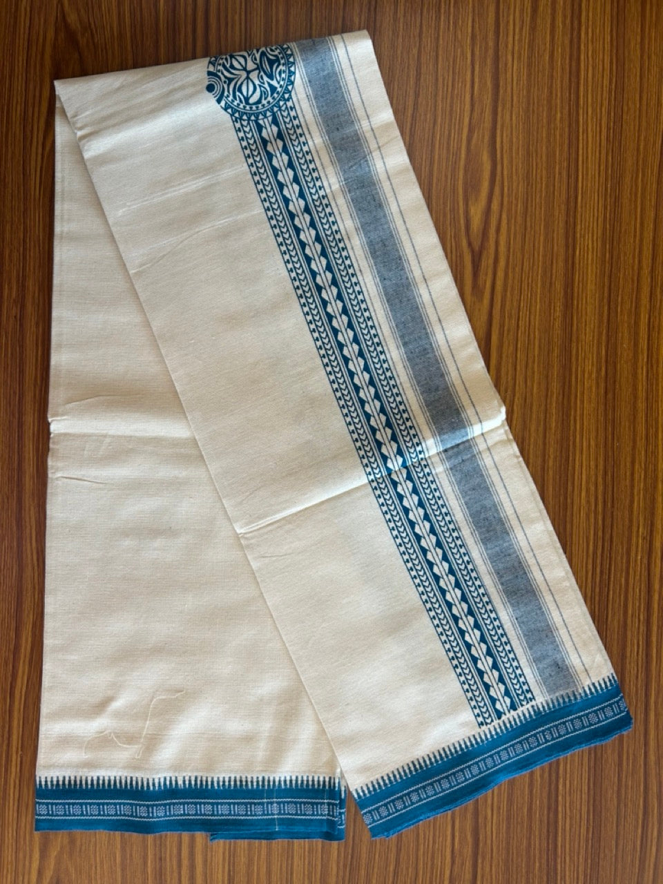 12% Discount !! Kaitharikada Pure Cotton Single OFF WHITE - (Unbleached) Kaily / Lungi - 4 inch Peacock Blue Striped Printed kara Kuppadam Border with OFF WHITE colour body (2 meter / 4 muzham)- 13KK8008AS