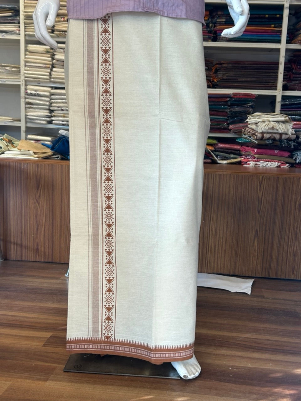 12% Discount !! Kaitharikada Pure Cotton Single OFF WHITE - (Unbleached) Kaily / Lungi - 3 inch Walnut Brown Striped Printed kara Kuppadam Border with OFF WHITE colour body (2 meter / 4 muzham)- 16KK8008AS