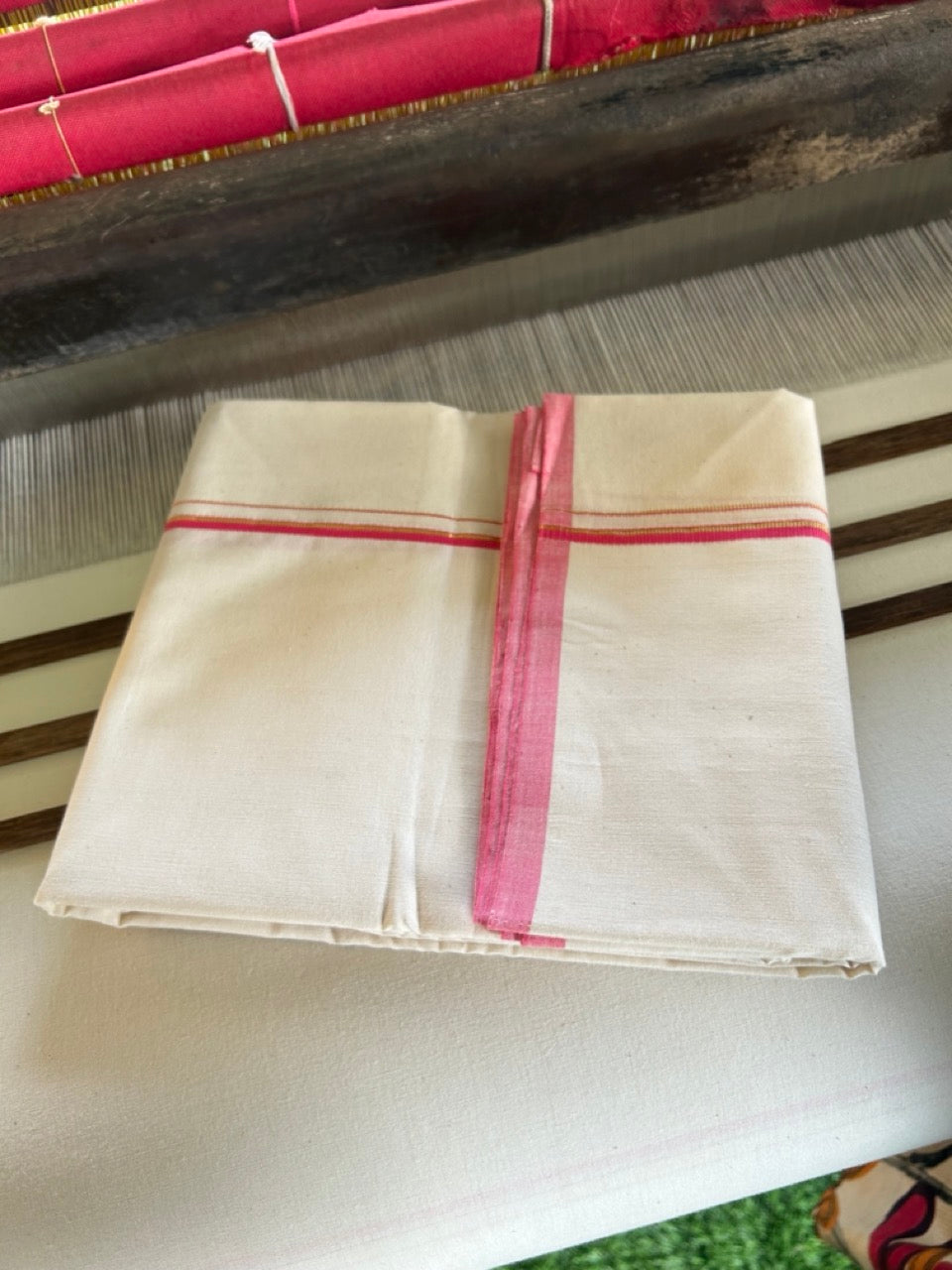 SIGNATURE KAITHARIKADA EXCLUSIVE SINGLE DHOTI - 100% Cotton Balaramapuram HANDLOOM Single Mundu/Dhoti - Off White - (Unbleached) 0.5 inch Pink & Gold Kasavu Kara- 1KK5013KAI