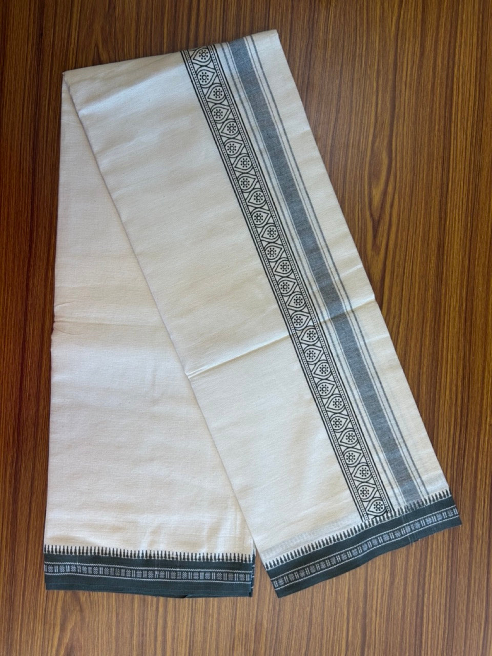 12% Discount !! Kaitharikada Pure Cotton Single OFF WHITE - (Unbleached) Kaily / Lungi - 3 inch Dark Olive Green Striped Printed kara Kuppadam Border with OFF WHITE colour body (2 meter / 4 muzham) -4KK8009AS