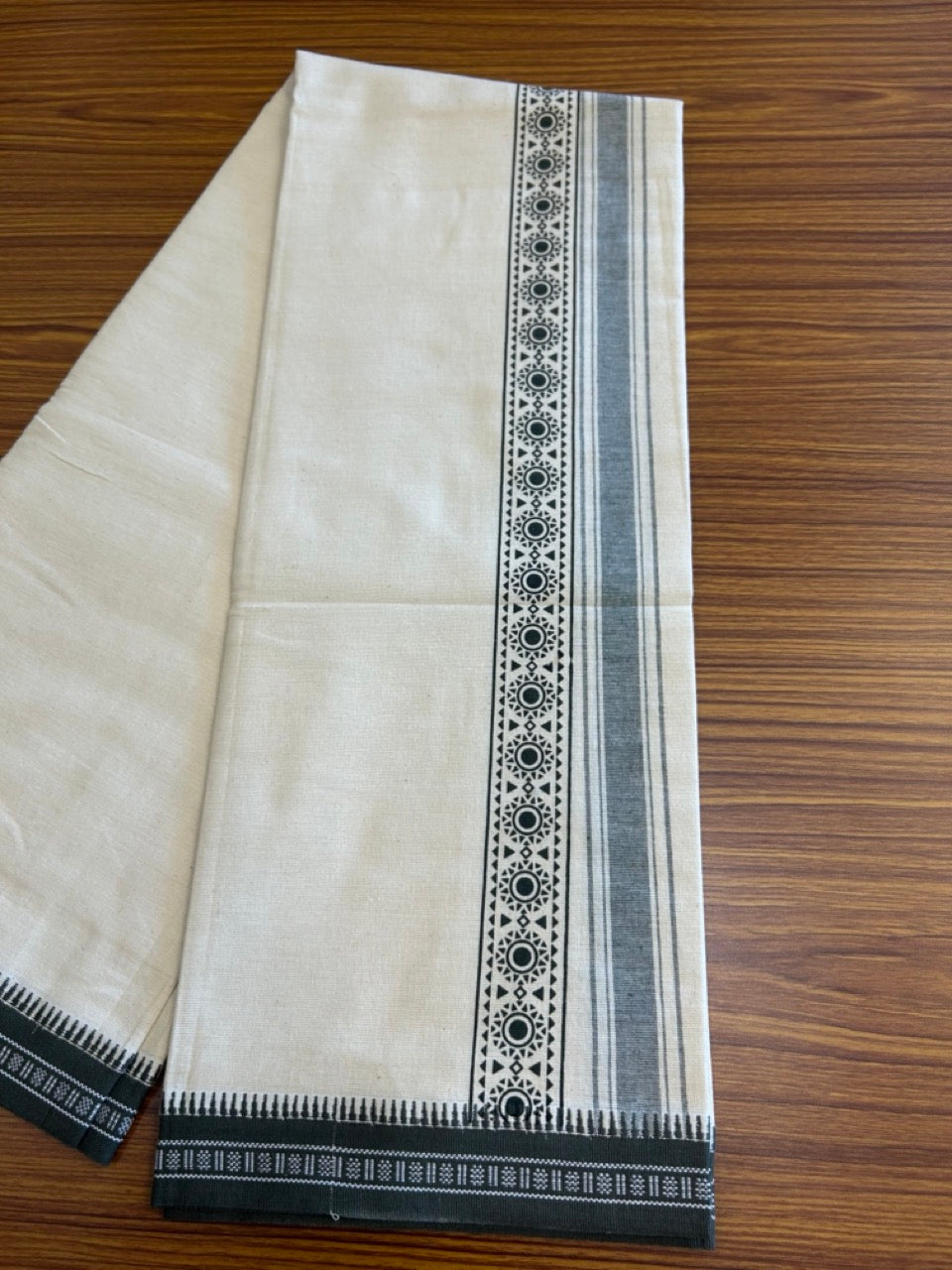 12% Discount !! Kaitharikada Pure Cotton Single OFF WHITE - (Unbleached) Kaily / Lungi - 3.25 inch Dark Olive Green Striped Printed kara Kuppadam Border with OFF WHITE colour body (2 meter / 4 muzham) - 3KK8009AS