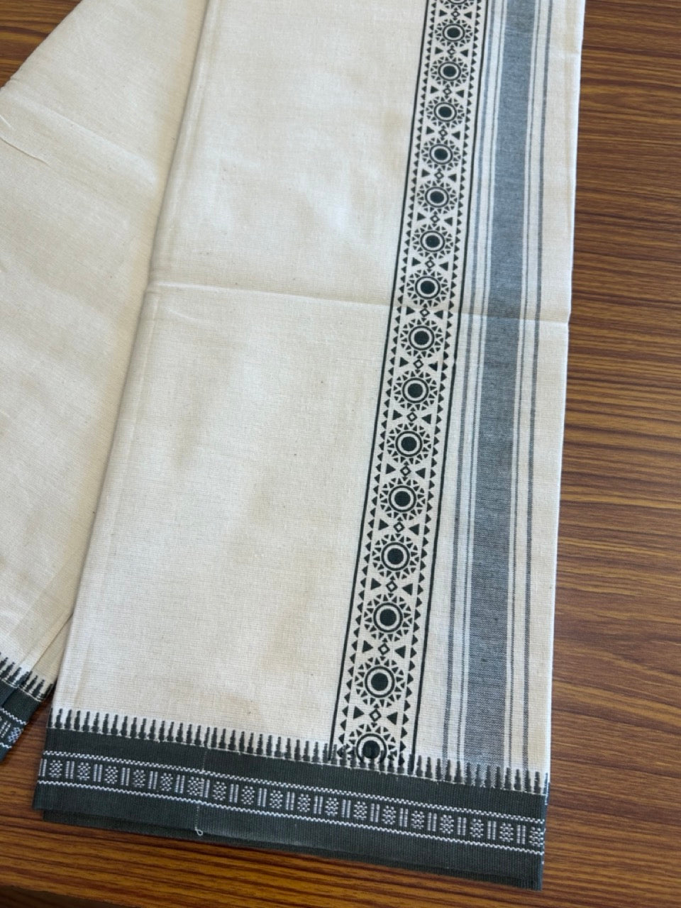 12% Discount !! Kaitharikada Pure Cotton Single OFF WHITE - (Unbleached) Kaily / Lungi - 3.25 inch Dark Olive Green Striped Printed kara Kuppadam Border with OFF WHITE colour body (2 meter / 4 muzham) - 3KK8009AS