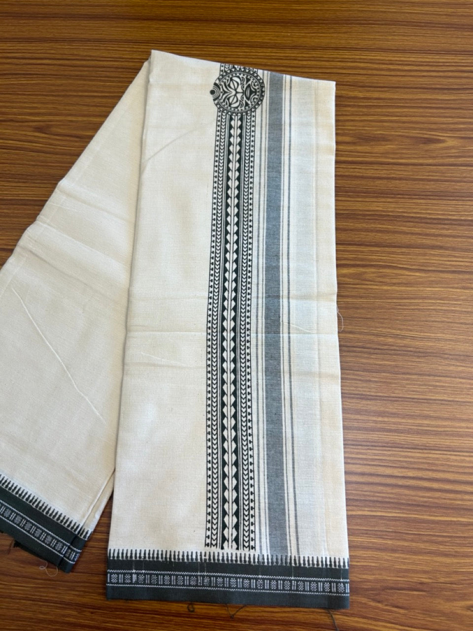 12% Discount !! Kaitharikada Pure Cotton Single OFF WHITE - (Unbleached) Kaily / Lungi - 4 inch Dark Olive Green Striped Printed kara Kuppadam Border with OFF WHITE colour body (2 meter / 4 muzham)- 1KK8009AS