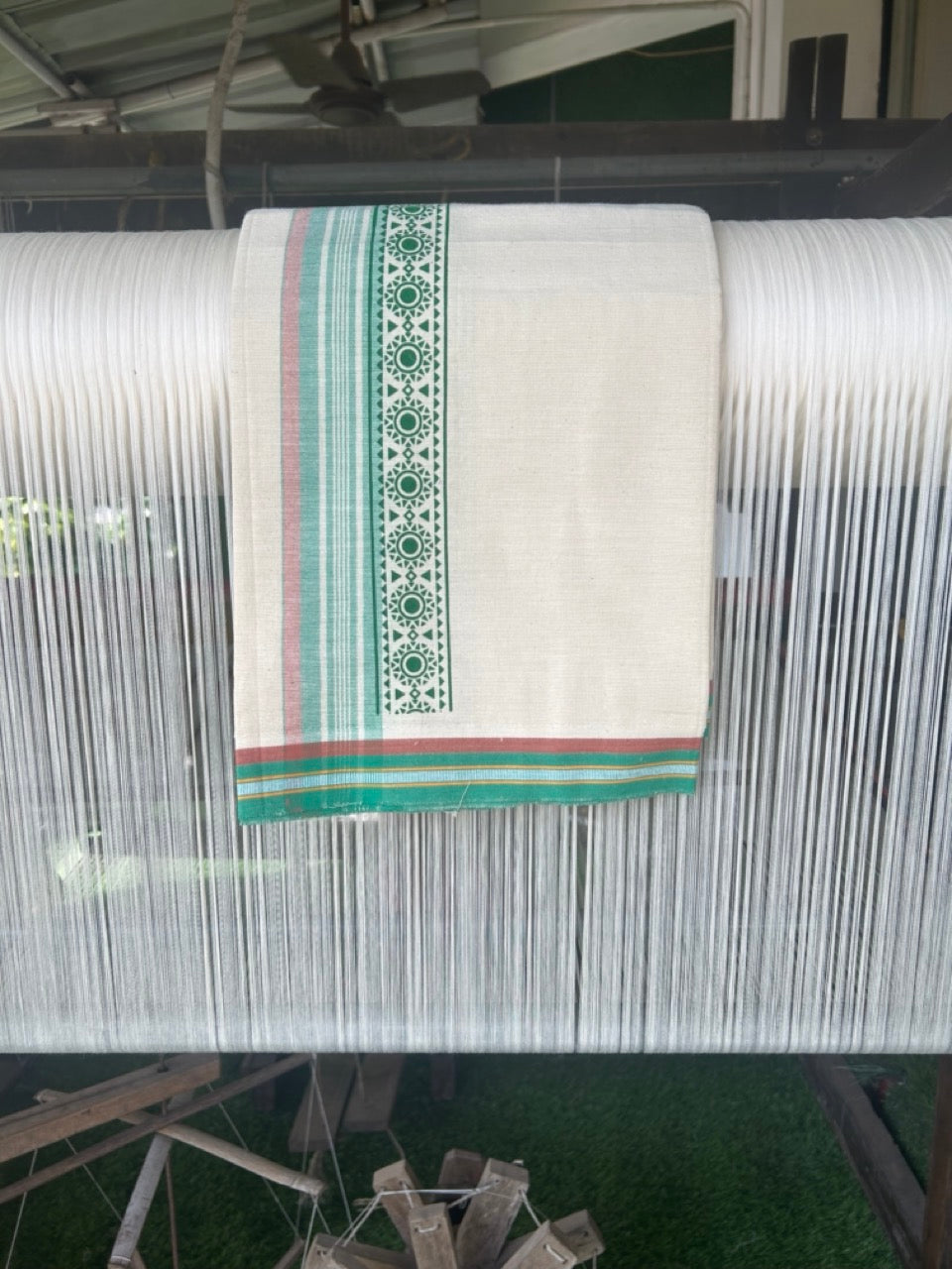 12% Discount !! Kaitharikada Pure Cotton Single OFF WHITE - (Unbleached) Kaily / Lungi - 3 inch  Light Green & Brownish Orange Striped Printed kara Kuppadam Border with OFF WHITE colour body (2 meter / 4 muzham)- 7KK8010AS