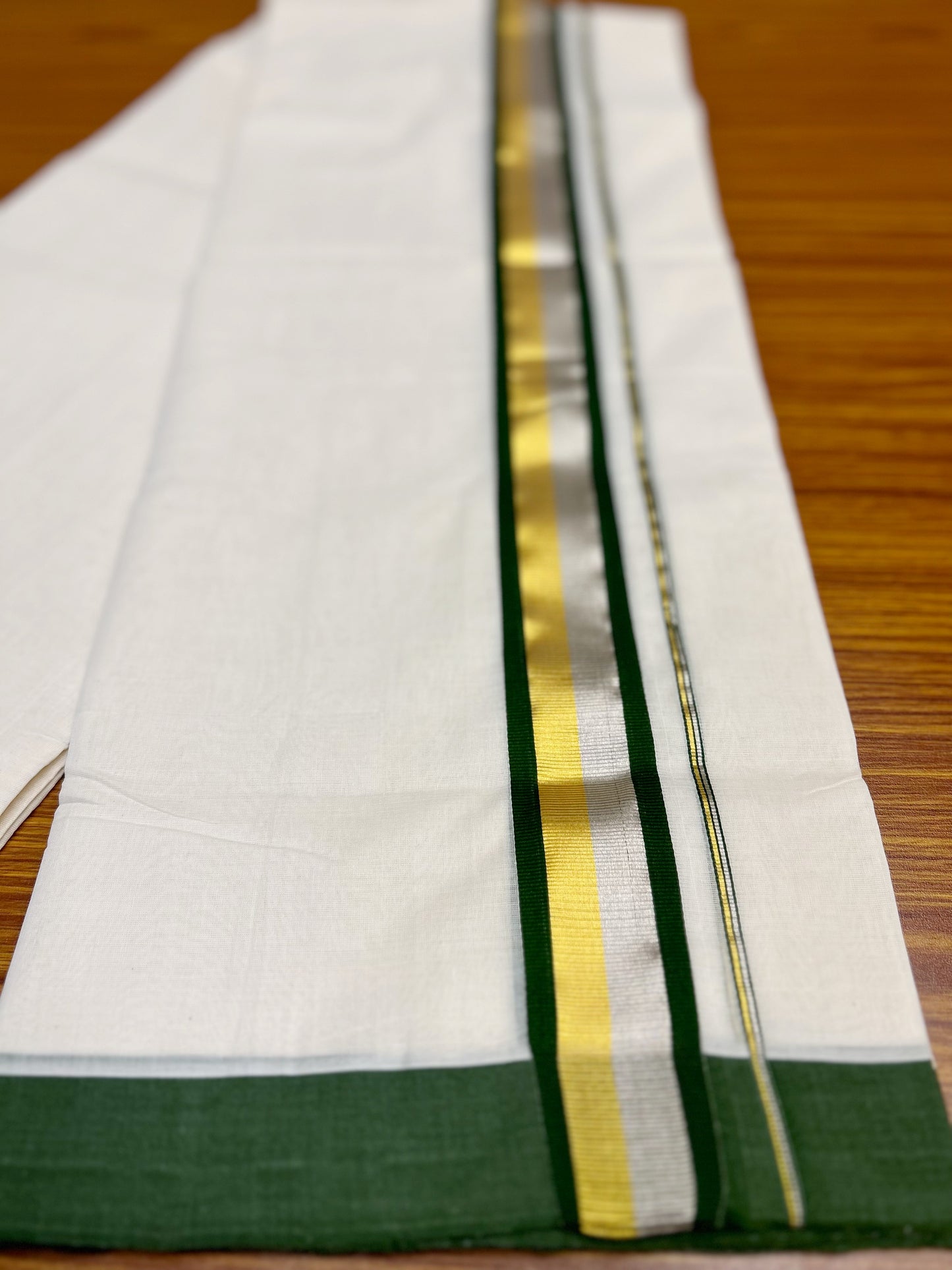 21% Discount KaithariKada HANDLOOM Unakkupaav Balaramapuram - 100% PURE Cotton Off White - 100x100 Double Mundu/Dhoti - 2.25 inch Gold & Silver Kasavu Green Stripes Kara- 225