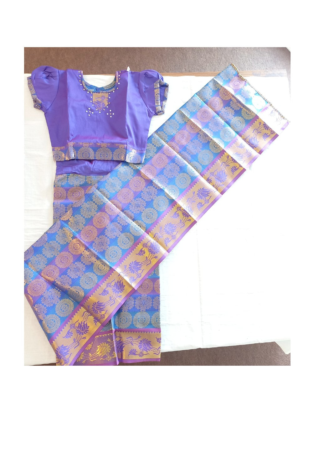 15% Discount Kaitharikada - Traditional South Indian Kids Saree- Blue colour saree - Size (32).